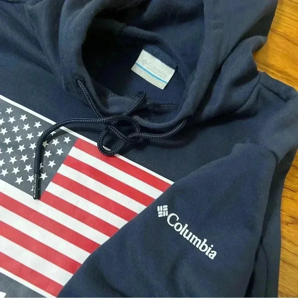NEW Columbia Relaxit Fit Men’s All American Flag Hoodie - Medium - Picture 2 of 4